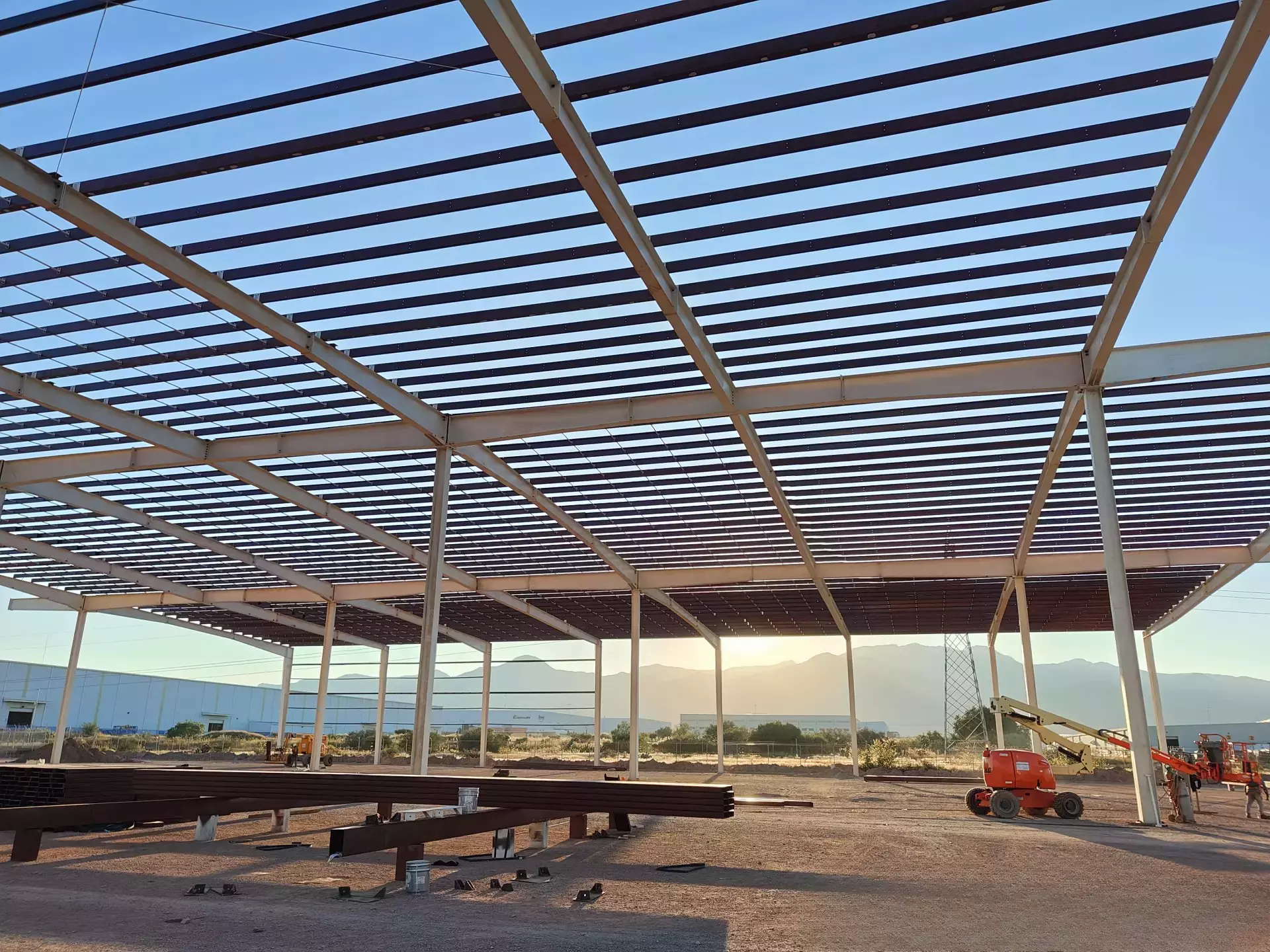Nave CEDIS Motomex, San Luis Potosí: estructura y cubierta — 2